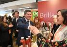 Orrego visitó el stand de San Juan en la Expo de La Rural