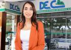 La candidata de Fuerza San Juan, Romina Rosas, aún no paga la millonaria deuda con Decsa