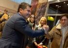 Orrego recorrió el stand que posiciona a San Juan ante el mundo en la Exposición Rural de Palermo