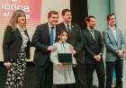 Más de 2.700 estudiantes de cuatro departamentos recibieron sus computadoras
