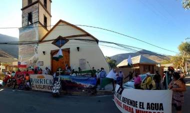 Valle del Huasco: Sin tratar aguas se quiere ir Pascua Lama