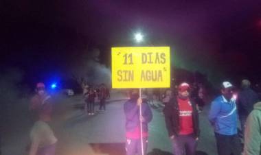 En San Isidro Jáchal: Once días sin agua potable y corte de ruta en “El Topón”
