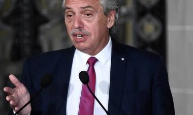 El Gobierno contrató 20 consultoras por $50 millones para medir la opinión pública