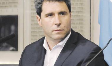 Uñac, sea responsable y no arriesgue la Paz Social