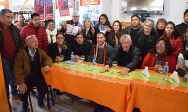 José Luis Gioja: “Creemos que hace falta trabajo digno, salario digno y oportunidades para que haya salud, educación y viviendas”