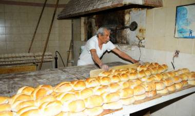 Otro golpe por la devaluación: $750 el kg de pan en San Juan
