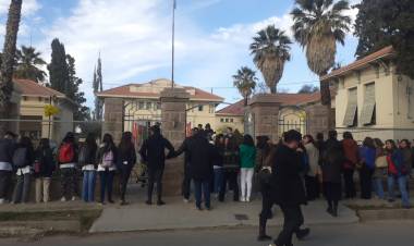 La "Legendaria" Escuela Normal de Jáchal celebró sus 106 años de vida