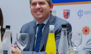 Ranking de gobernadores: Orrego está en el podio de mejor imagen positiva