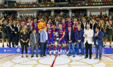 El gobernador presenció la final del Campeonato Intercontinental de Hockey sobre Patines