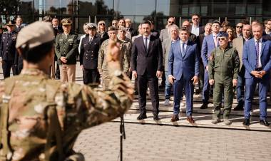 Se realizó en San Juan la ceremonia de cambio de guardias históricas de regimientos