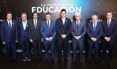 Orrego destacó el compromiso de San Juan con la mejora continua de la educación