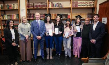 Biblioteca Sarmiento Legislador: homenaje a sus Usuarios Estudiantes