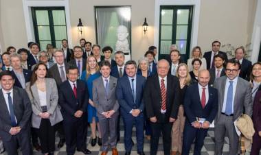 Orrego presentó en la Casa de San Juan en  Buenos Aires la Fiesta Nacional del Sol 2024