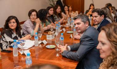 Orrego recibió a las representantes departamentales que aspiran a convertirse en Emprendedora del Sol