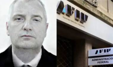 El nuevo jefe de la DGI compró tres inmuebles en Miami por 2 millones de dólares y no los declaró en la Oficina Anticorrupción