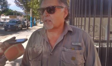 Presidente de la Junta de Riego de Jáchal: “El gobierno de Uñac en veinte años, ha dejado tierra arrasada… Este canal tiene seis a siete meses de uso y está en pésimas condiciones y se  debe hacer de nuevo”