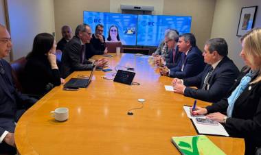 Orrego se reunió con representantes del IFC en Estados Unidos