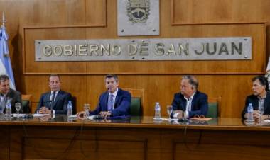 El gobernador Orrego anunció una importante inversión para la ampliación del Hospital Rawson