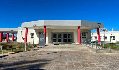 Presunta mala praxis en el hospital de Jáchal. El director, Carlos Páez, afirmó: “La historia clínica está y se le dio toda la información que la justicia solicitó”. La respuesta del Fiscal Gastón Salvio