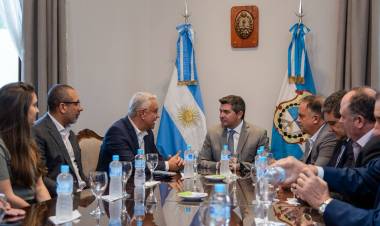 Orrego firmó un convenio para una agricultura sustentable y aprovechamiento de los recursos hídricos