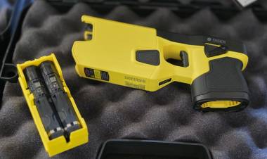San Juan pone en funcionamiento las pistolas Taser para uso policial