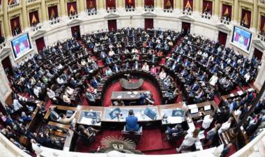 Diputados aprobó aumento de 7,2% para jubilados y un bono de $110.000