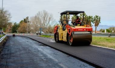 Repavimentan accesos en Circunvalación para mejorar la seguridad vial