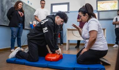 Educación y Salud iniciaron la formación en RCP en escuelas secundarias