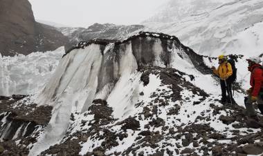 El rol de los detritos en glaciares de los Andes y el  rol del IANIGLA sobre la Ley de Glaciares
