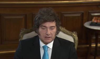 Javier Milei descartó vetar el Presupuesto y dijo que acomodará las partidas para garantizar el déficit cero