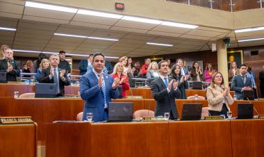 Tercera Sesión: la Legislatura aprobó convenios, programas sociales y proyectos de interés