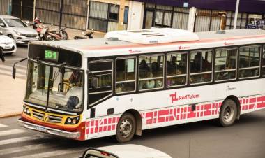 Gobierno recomienda revisar las aplicaciones de transporte público por el receso invernal