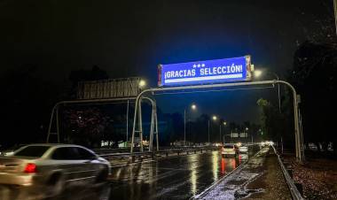 San Juan bancó a la Selección Argentina y le agradeció en todos los carteles de avenida Circunvalación