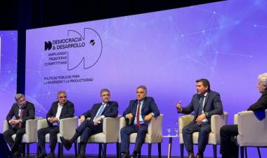Orrego y San Juan, presentes en el debate sobre el futuro económico y el rol de las provincias