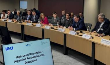Orrego expuso sobre energía y minería ante inversores europeos en París