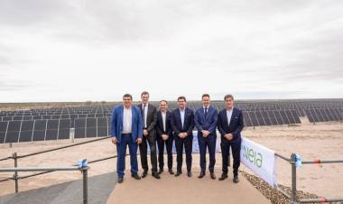 Orrego inauguró el parque solar de mayor potencia actualmente operativo en San Juan