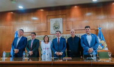 El gobernador Orrego presentó el IRONMAN 2026