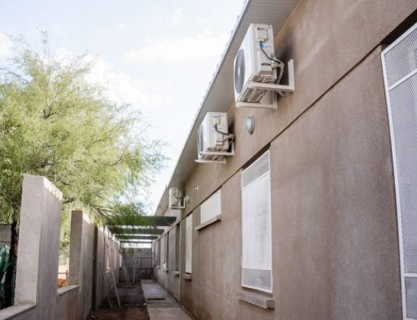 Realizaron mejoras integrales en más de 450 edificios escolares durante 2025