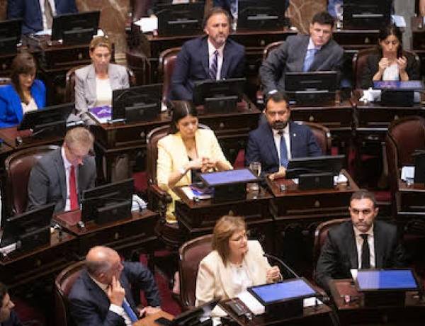 Comienzan hoy las sesiones extraordinarias, con la reforma laboral como el gran objetivo del Gobierno