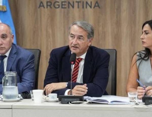 Ley de Glaciares: el oficialismo cedió y convocará a una audiencia pública federal antes de avanzar con la reforma