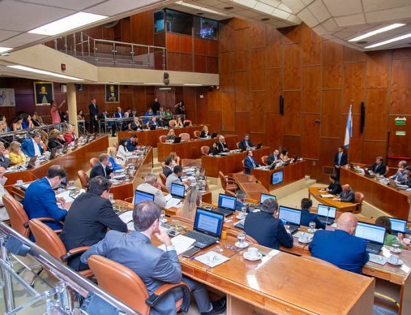 El Gobernador Orrego envió a la Cámara de Diputados de San Juan la derogación de la Ley de Lemas