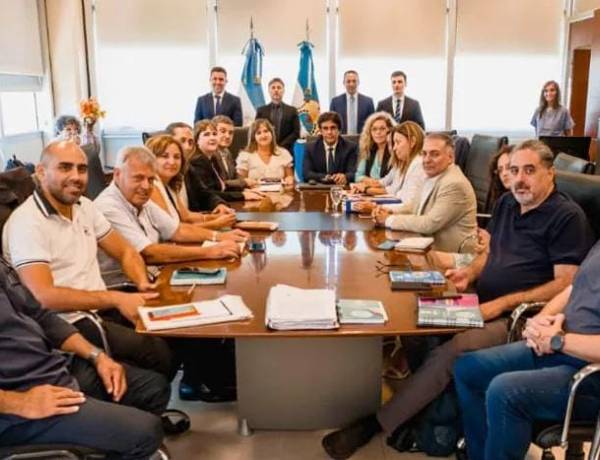 Paritaria docente: El gobierno presentó una nueva propuesta, los gremios hicieron una contraoferta y el miércoles 15 la definición