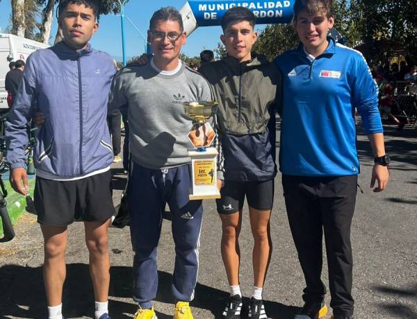 Posta Aniversario de Albardón: El Atletismo Jachallero en lo más alto de pódium, Tobías Santana, Martín Muñoz y Yoel Giménez, los mejores
