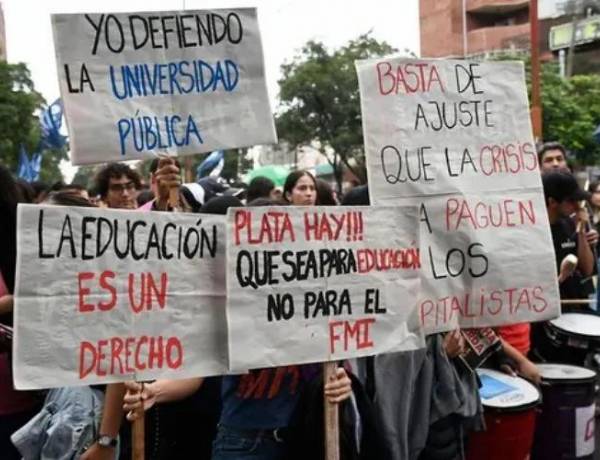Marcha Universitaria: pidieron que la Corte Suprema "no permita que el Gobierno siga incumpliendo la Ley"
