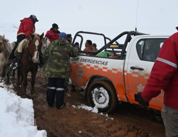 Protección Civil coordinó operativos de asistencia tras las intensas nevadas