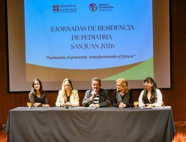La formación pediátrica reunió a especialistas y residentes en una jornada científica