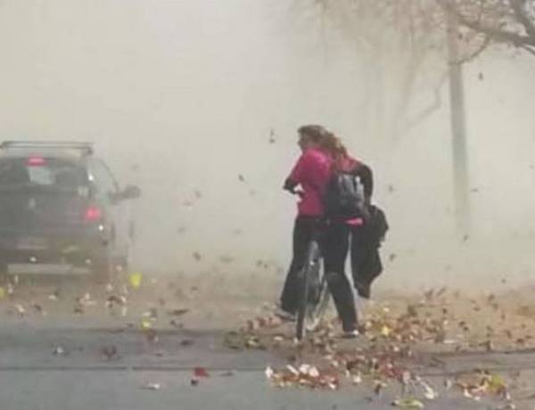 Alerta amarilla por viento Zonda: habrá fuertes ráfagas, calor y una fuerte caída de la humedad, incluido el departamento de Jáchal
