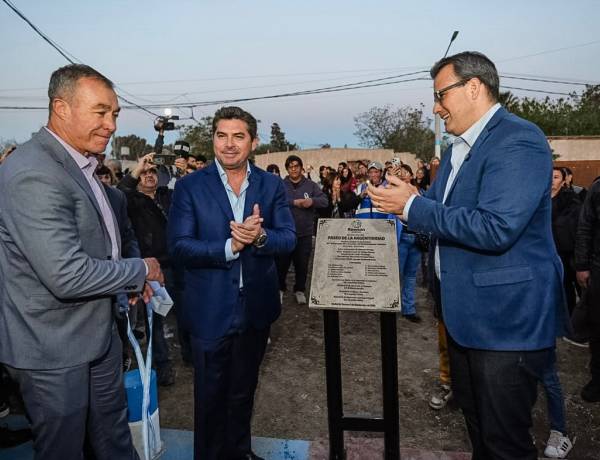 Orrego celebró los 84 años de Rawson con el anuncio de una pavimentación clave