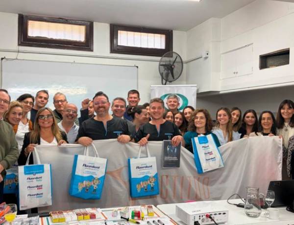 Profesionales de la odontología profundizaron conocimientos en biomimética restauradora