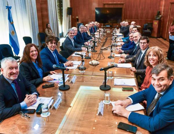 El ministro Gutiérrez participó de la reunión del Consejo Federal de Responsabilidad Fiscal